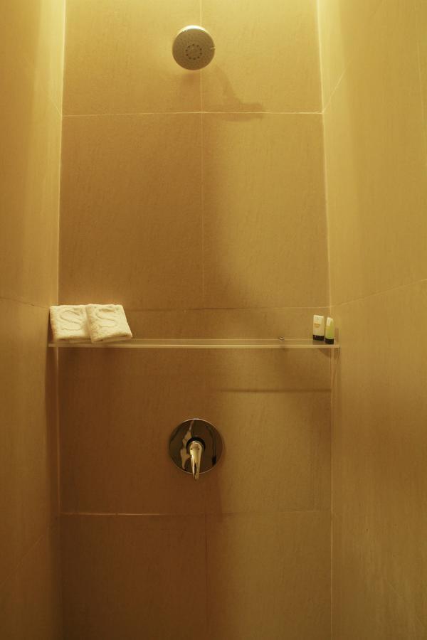 Sutanraja Hotel Kotamobagu 外观 照片