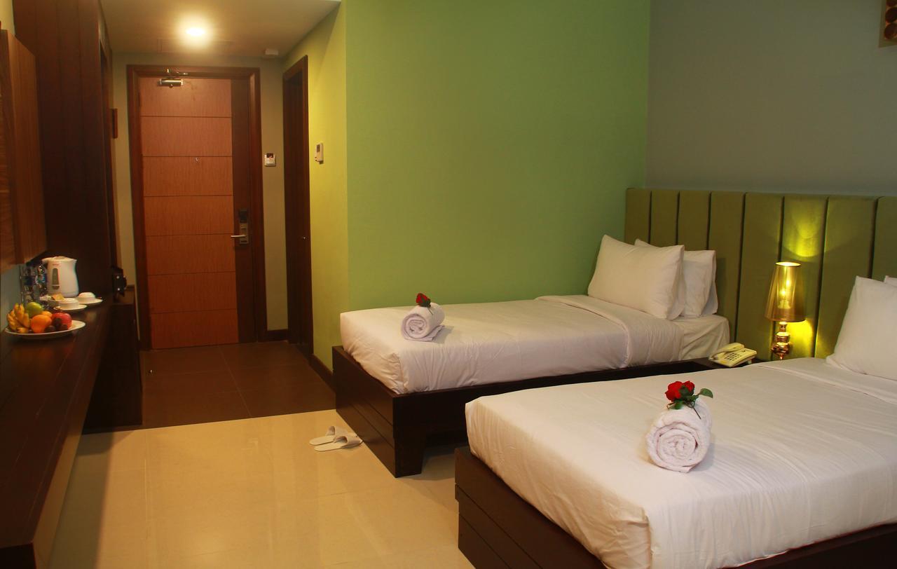 Sutanraja Hotel Kotamobagu 外观 照片