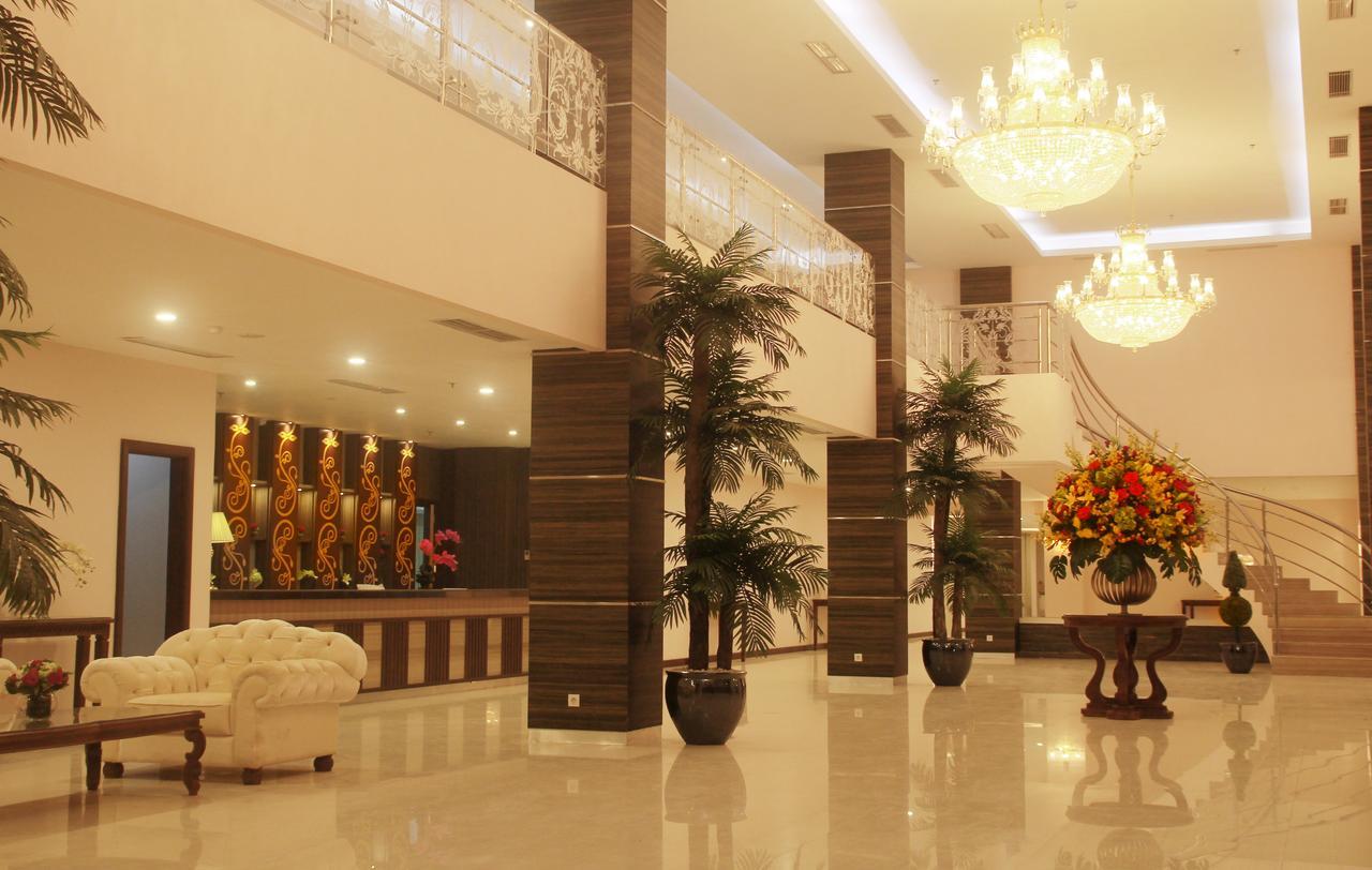 Sutanraja Hotel Kotamobagu 外观 照片