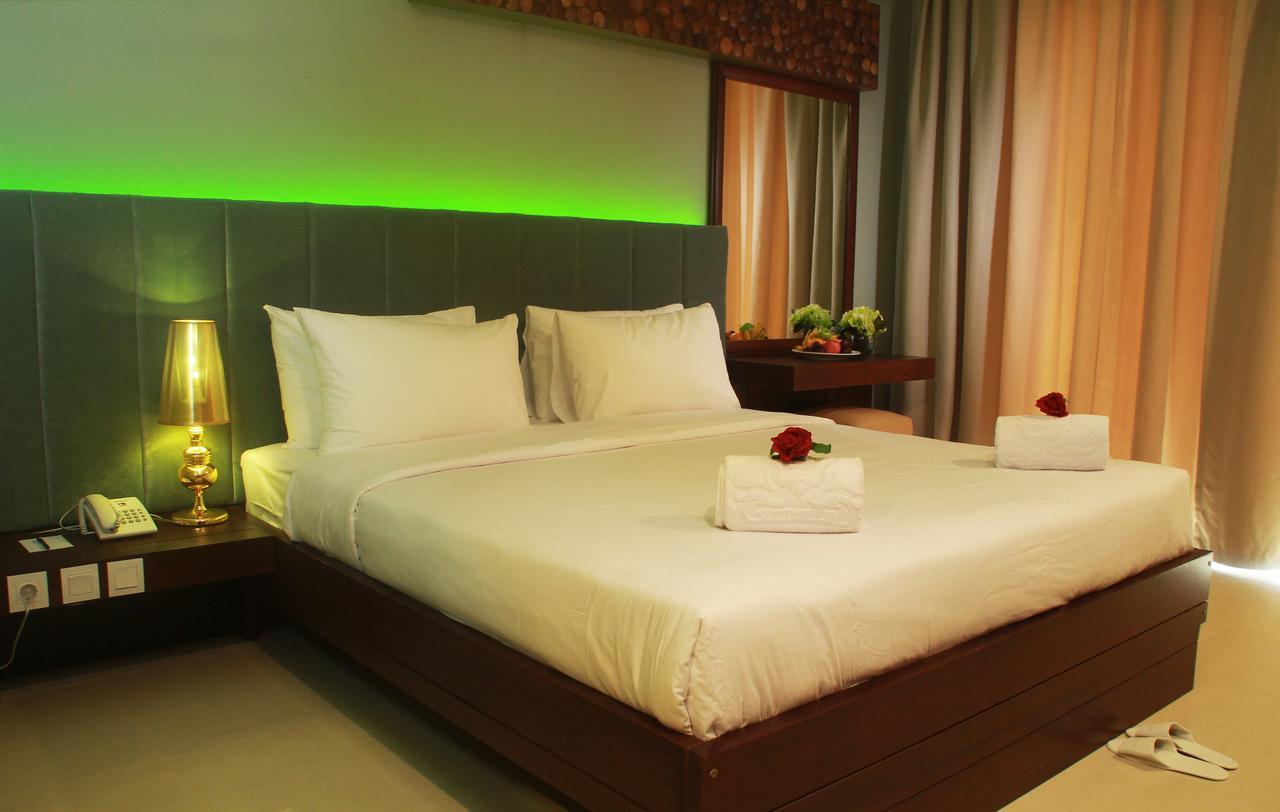 Sutanraja Hotel Kotamobagu 外观 照片
