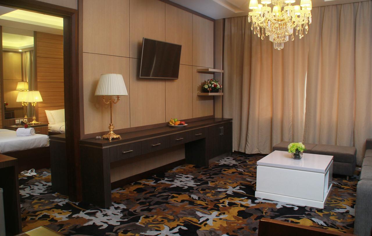 Sutanraja Hotel Kotamobagu 外观 照片